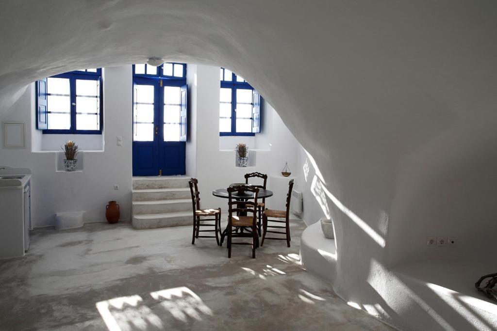 Aghios Artemios Traditional Houses Imerovigli  Oda fotoğraf